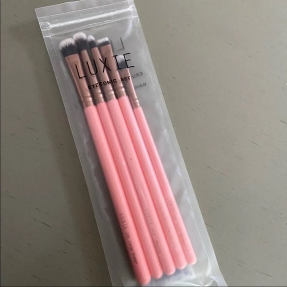 LUXIE EYECONIC EYE SET Rose Gold Collection - Picture 5 of 5